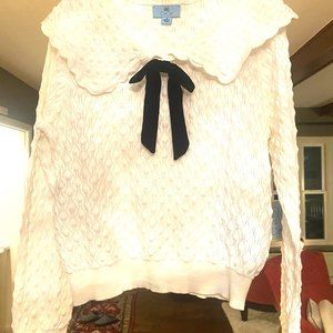 NWT CeCe Holiday Top in Antique White. Size M
